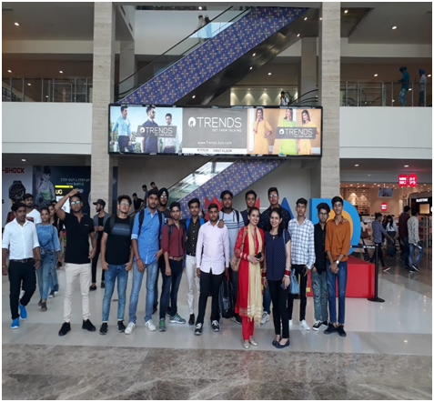 Applied Science Department Organized a Trip To Local City for the New Students 